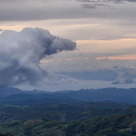 Twin Palms Lodge Monteverde 외부 사진